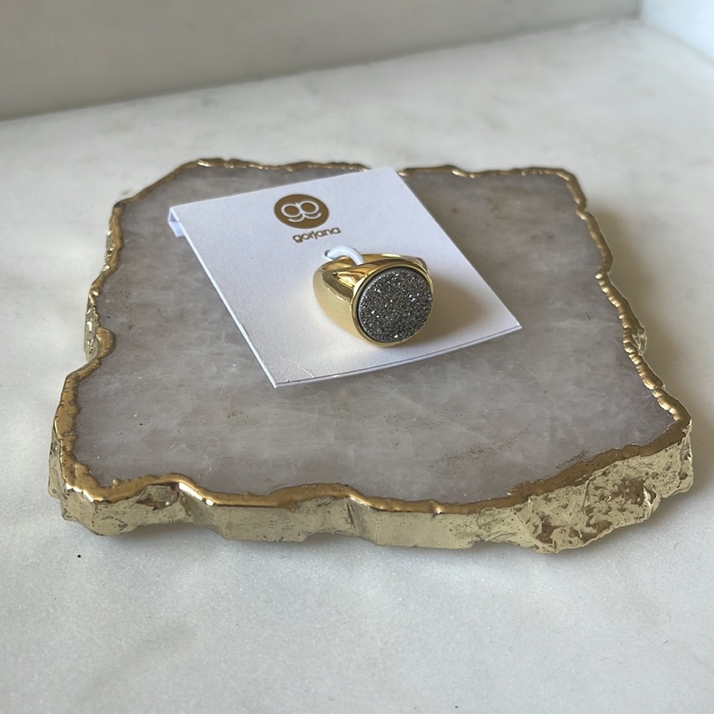 🍌 Gorjana Astoria Ring // Size 7